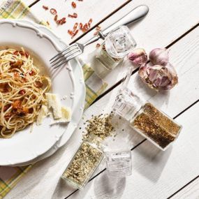 VS PEPERONCINI Italský set koření a kořenek transparentní